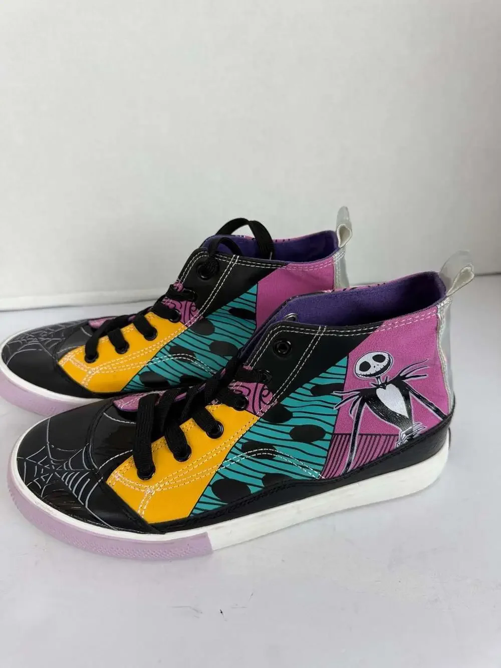 Ground Up The Nightmare Before Christmas High Top Sneakers Size 8
